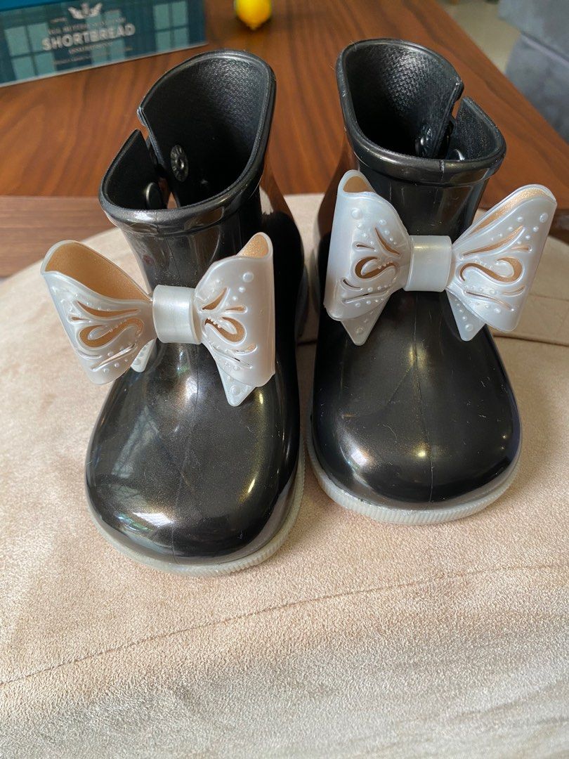 BN Mini Melissa bow rain boots US7 Babies Kids Babies Kids