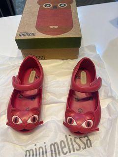 (Category: ) located in . Submitted by ladycloset2 (Listing ID 1201511484, Image 1). Description: .