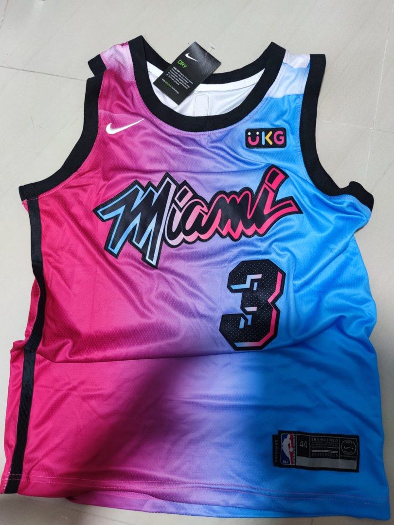 Miami Heat Vice Dwyane Wade Limited Edition Nike Name Number T