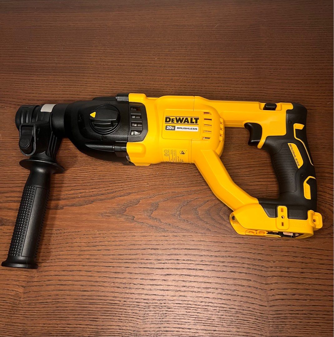 New Bare DEWALT 20V MAX* XR Rotary Hammer Drill 26mm (DCH133) not bosch  makita, Furniture  Home Living, Home Improvement  Organisation, Home  Improvement Tools  Accessories on Carousell
