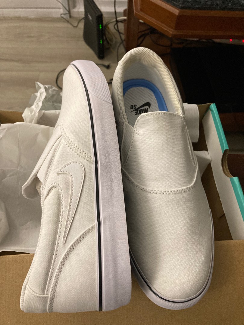 White nike sb slip ons best sale