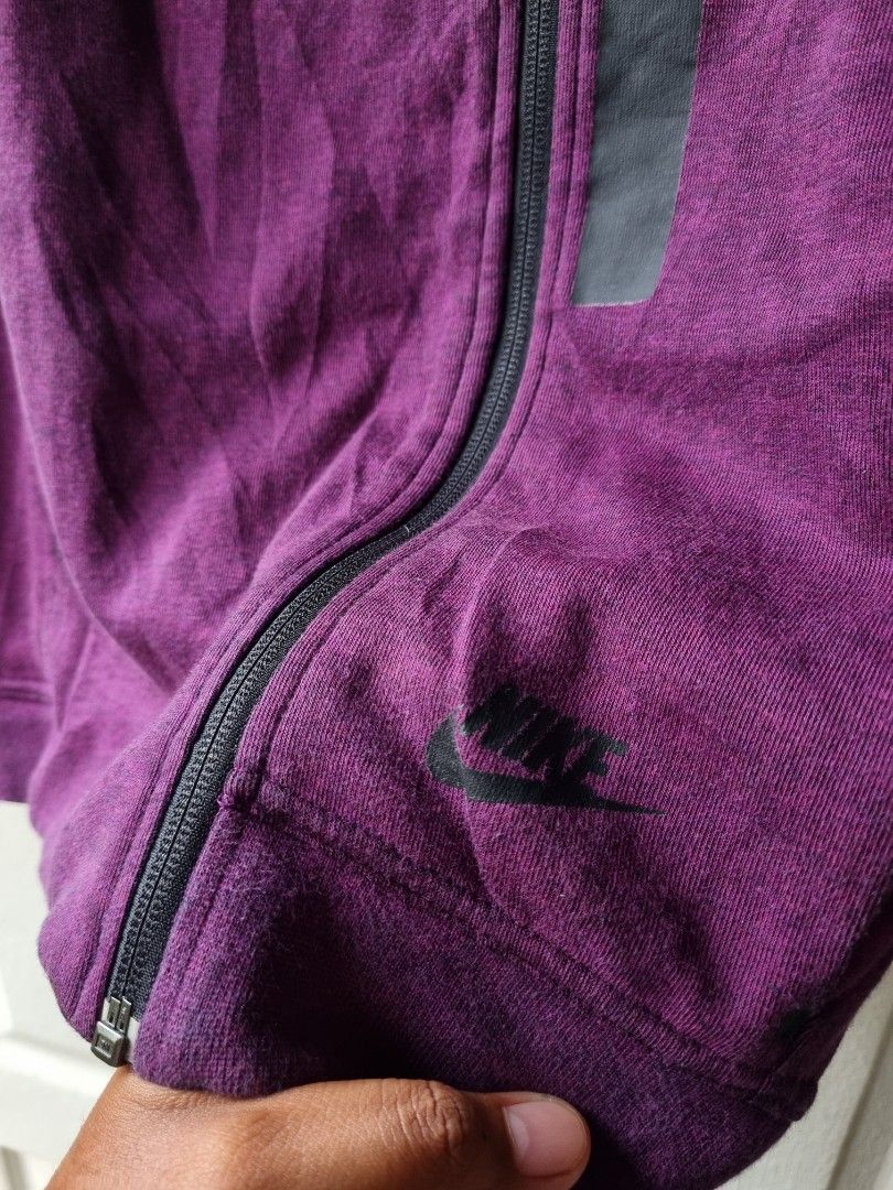 NIKE TECH FLEECE VEST, Women's Fashion, Coats, Jackets and Outerwear on