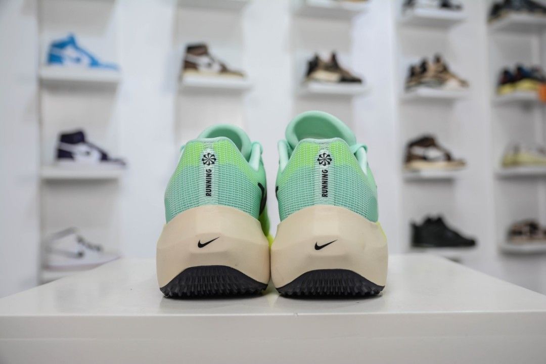 Nike zoom mint green shop
