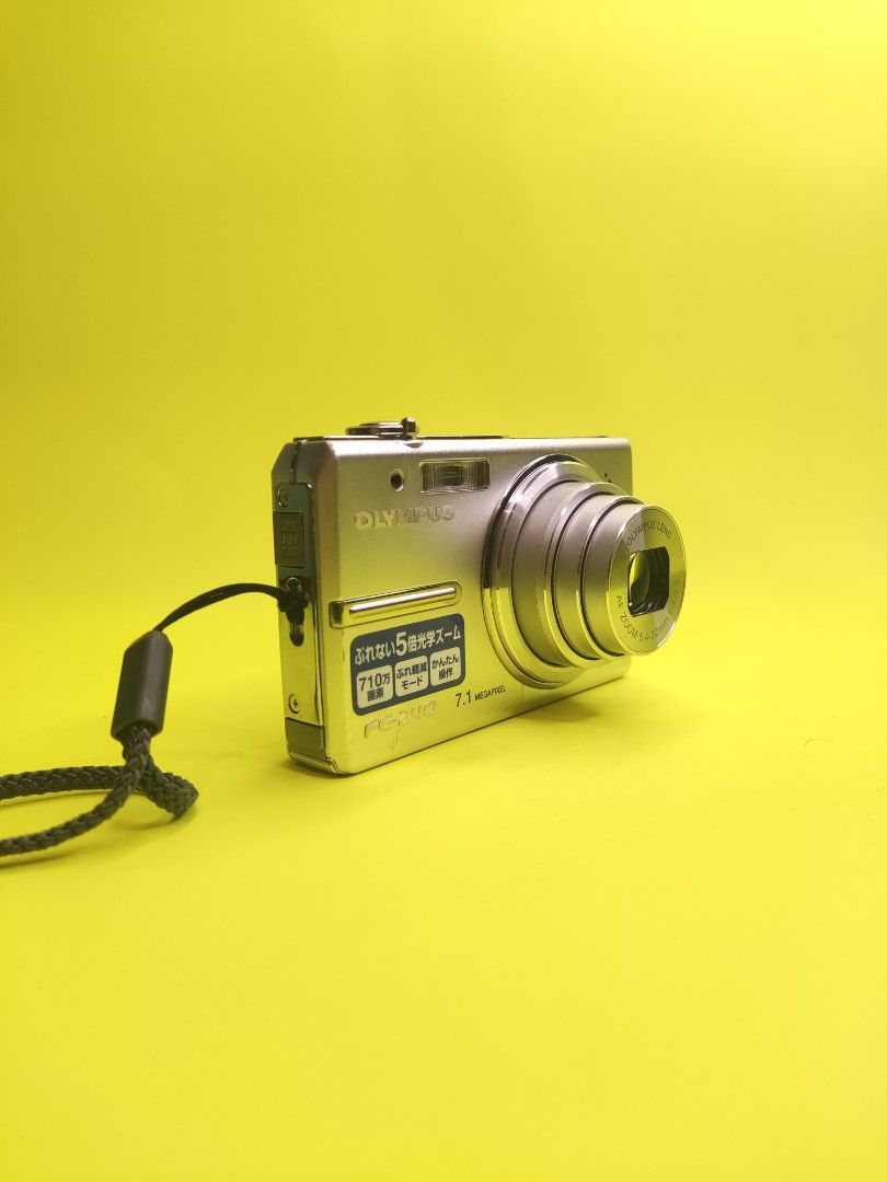OLYMPUS FE240, Photography, Cameras on Carousell