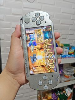 ORIG PSP 2OOO SLIM 📿💎
16gb 43 Games + 800 Snes Game ✔