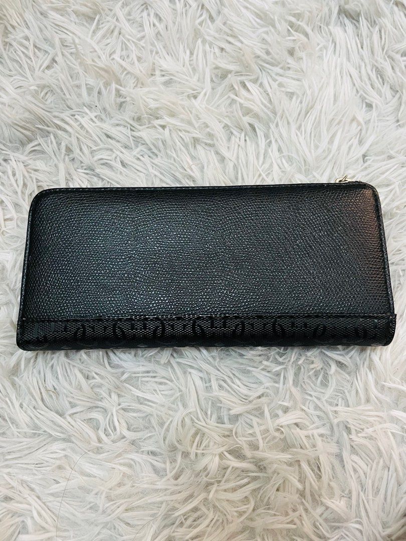 Original guess long wallet, Women's Fashion, Bags & Wallets, Wallets