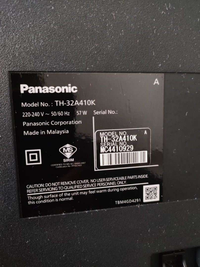 Panasonic Viera 32inch for sale with TV mount wall, TV & Home