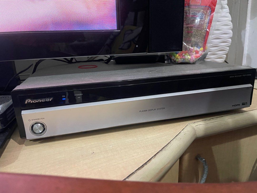 Pioneer plasma TV, TV & Home Appliances, TV & Entertainment, TV on