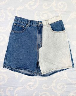 (Category: ) located in . Submitted by cabbyclothes (Listing ID 1201534836, Image 1). Description: .