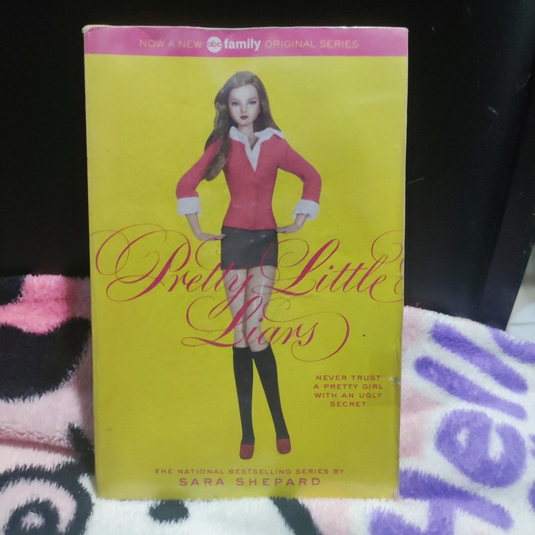 Pretty Little Liars (Category: Storybooks) located in Manila. Submitted by jellywhite28 (Listing ID 1201585141, Image 1). Description: Pretty Little Liars.