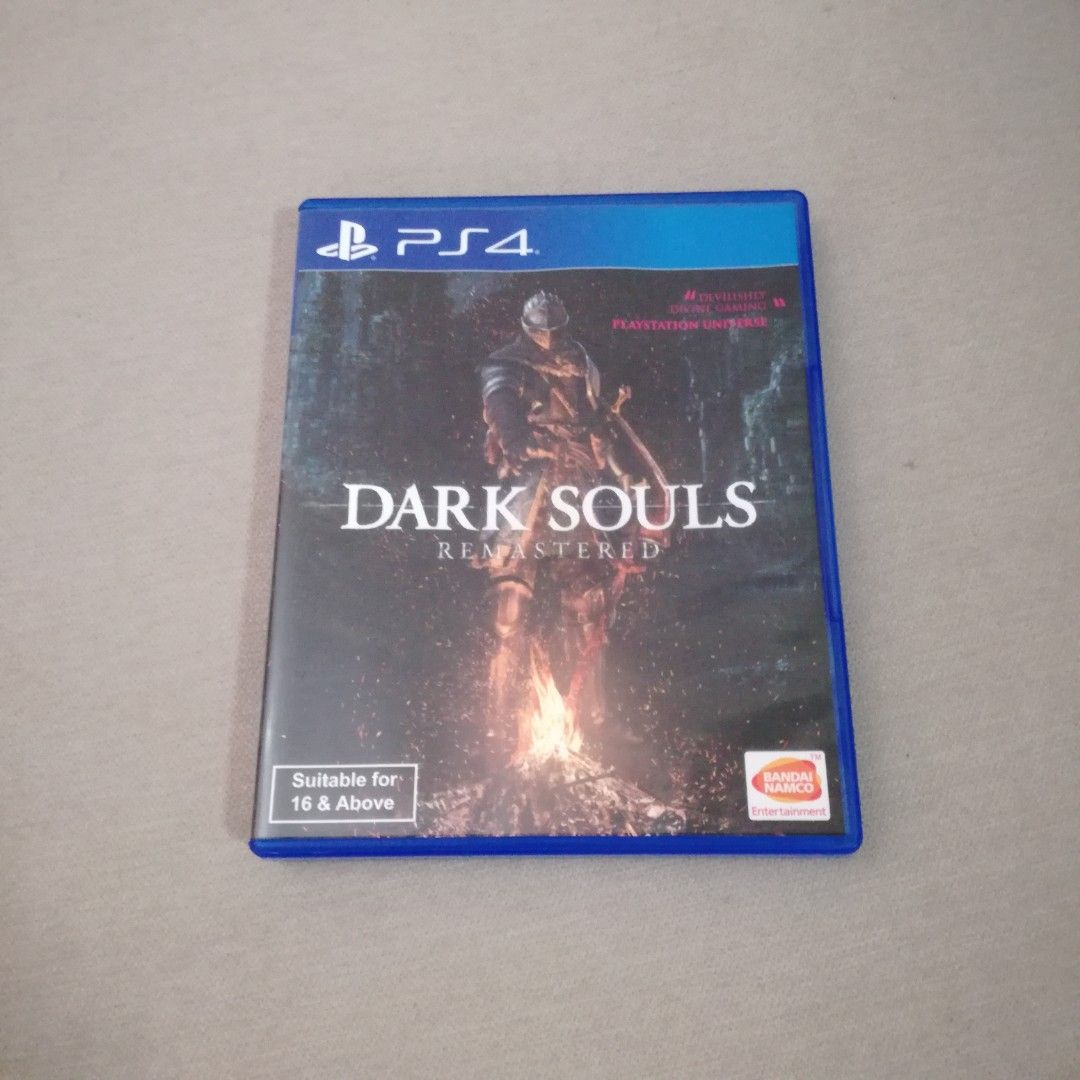 Dark souls sales trilogy ps4 gamestop