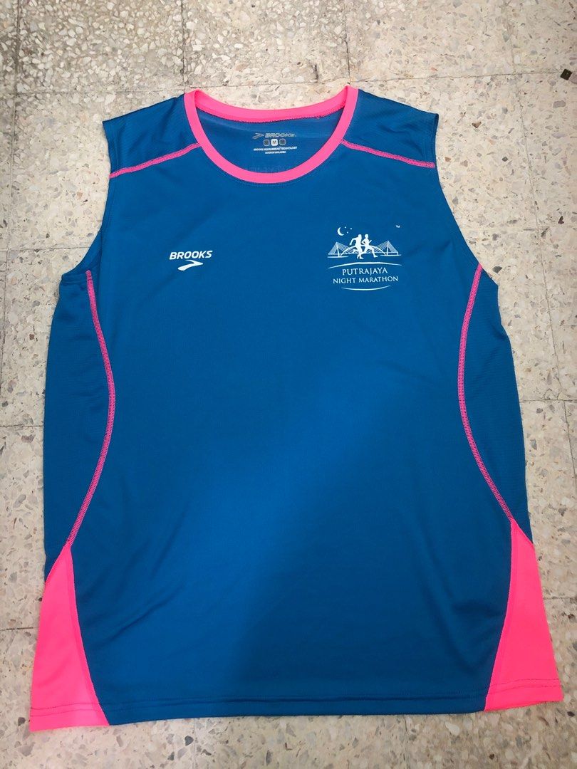 Brooks vest hot sale 2017