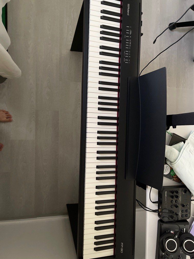 Roland FP30 Digital Piano, Hobbies & Toys, Music & Media, Musical ...