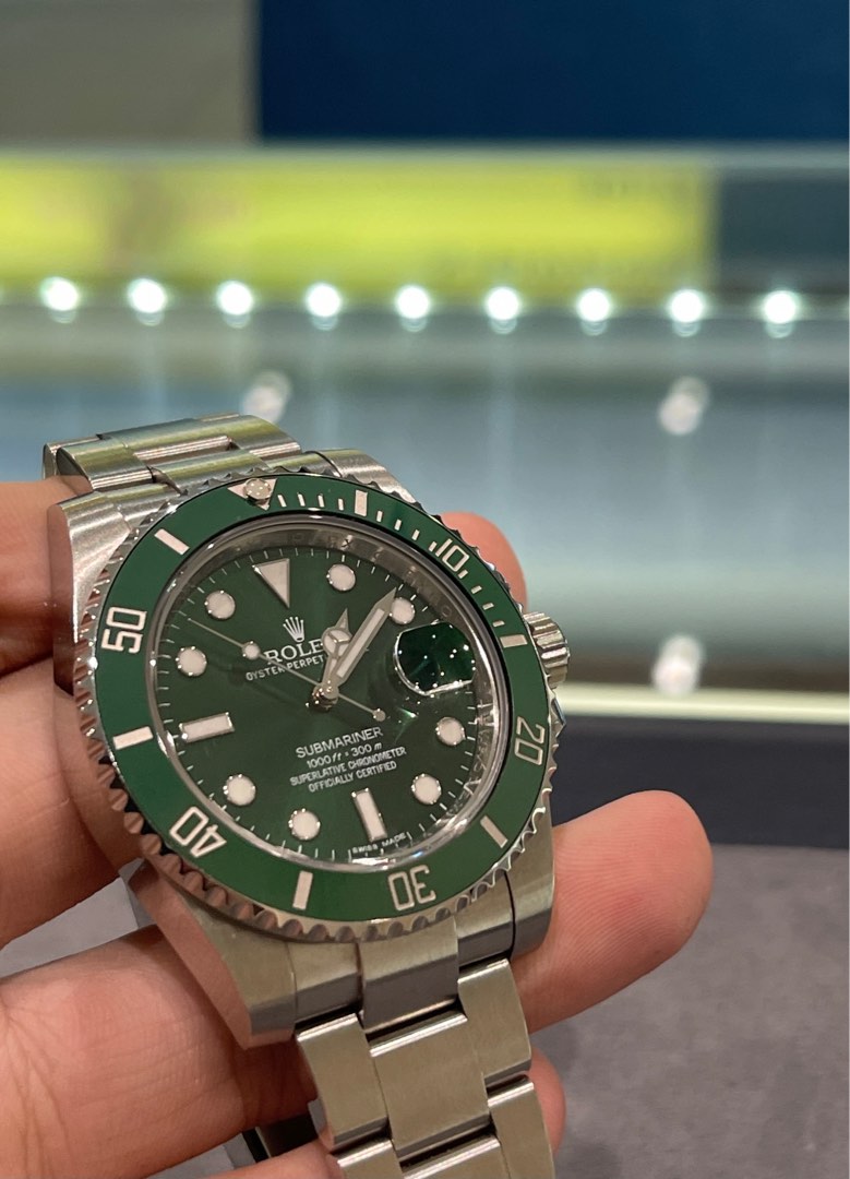 Rolex Submariner 116610LV Hulk, Luxury, Watches on Carousell