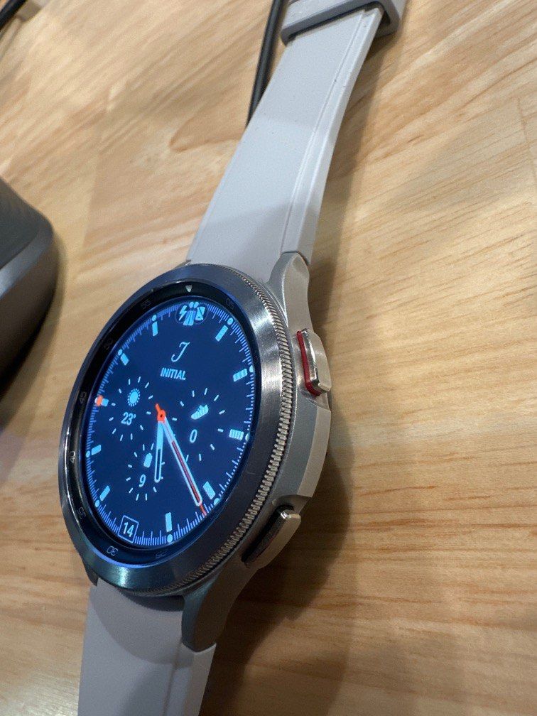 Samsung Galaxy Watch 4 LTE, 手提電話, 智能穿戴裝置及智能手錶 Carousell