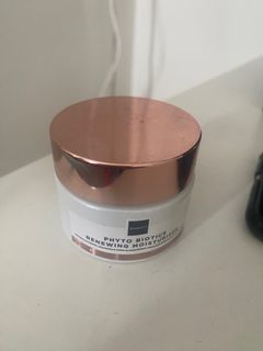 Scarlett moisturizer phyto biotics