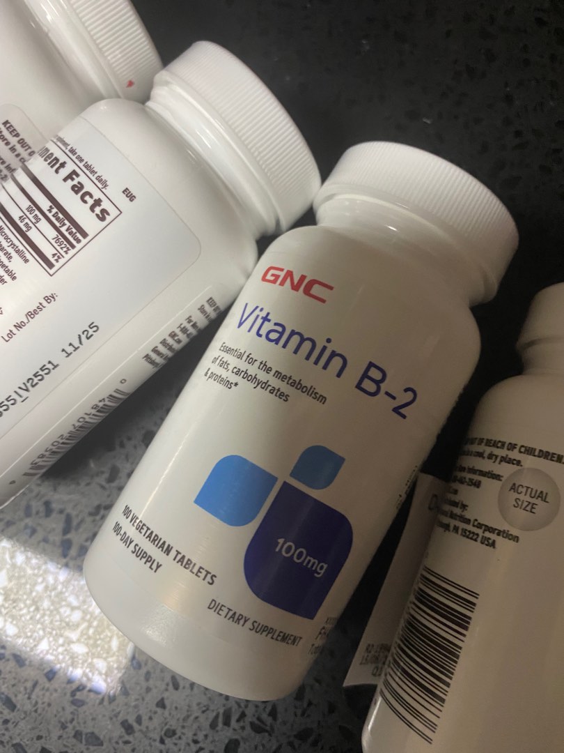 *SEALED* GNC Vitamin B2 (100mg, 100 capsules), Health & Nutrition
