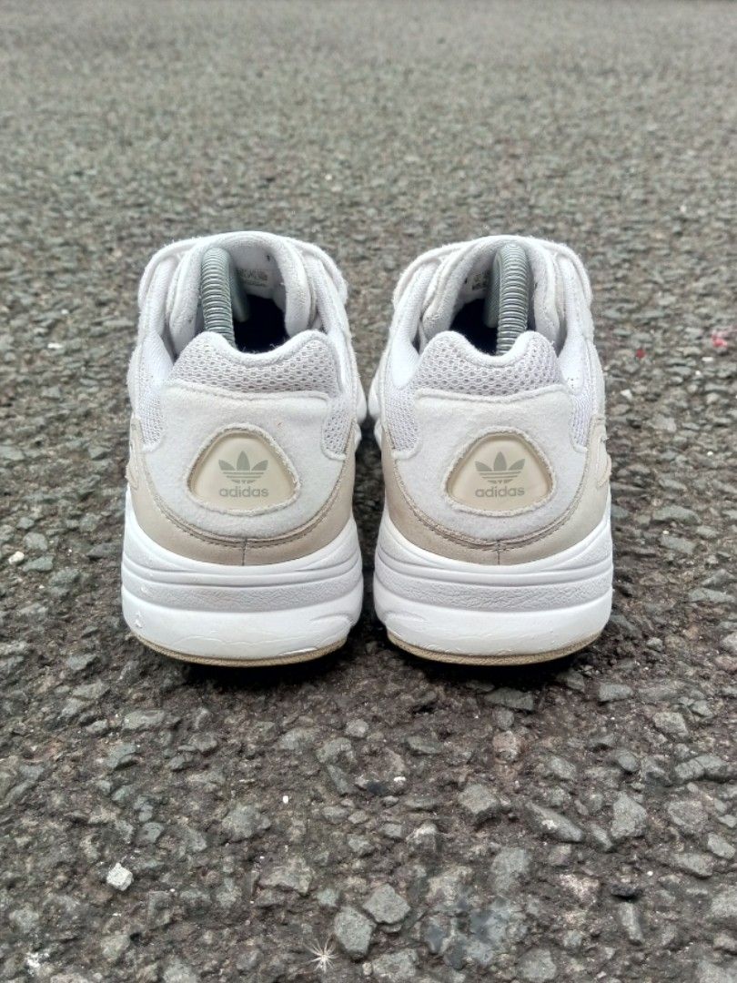 Yung sales adidas velluto