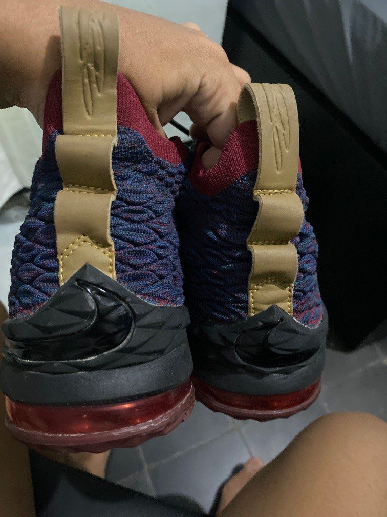 sepatu basket lebron 15 volcano Fesyen Pria Sepatu Sneakers di