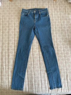 Skinny jeans