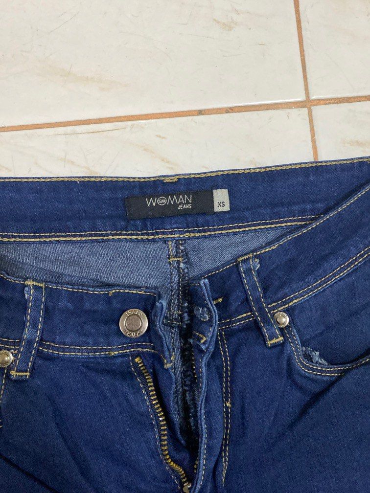 SM Woman Ripped Jeans/Pants (Category: Jeans) located in Manila. Submitted by sunstarshop (Listing ID 1201543774, Image 2). Description: size XS 27-29 sm woman .
