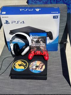 Sony Playstation 4 Slim