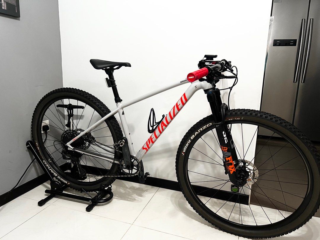 Specialized Chisel Size S