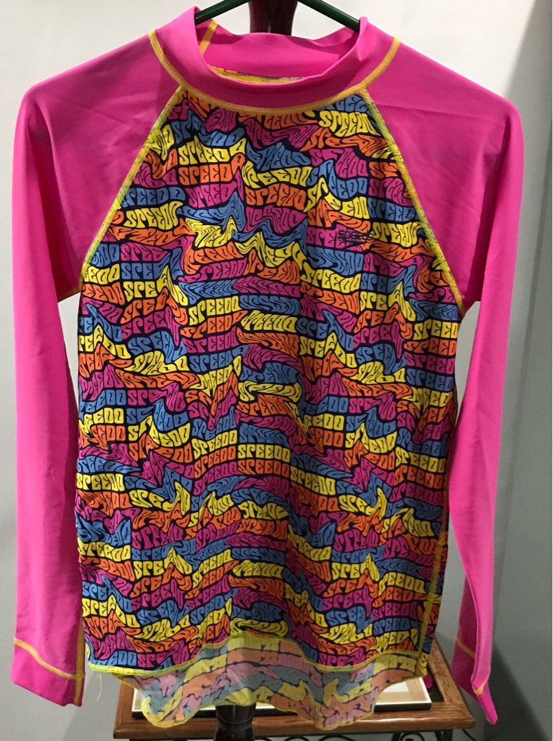 Speedo Girls Rash Guard, Women's Fashion, Swimwear, Rash guard on Carousell