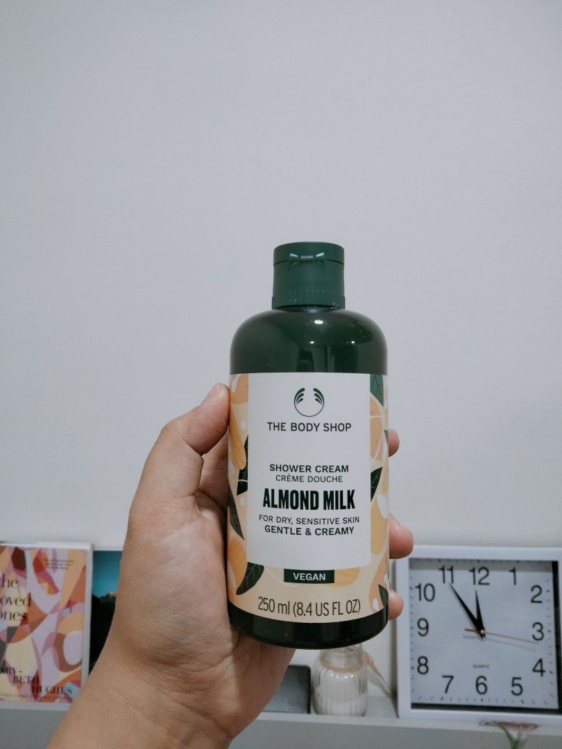 The body shop shower cream, Beauty & Personal Care, Bath & Body, Bath