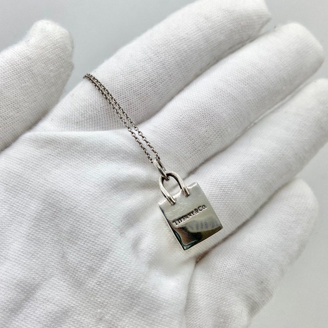 Tiffany shopping bag necklace outlet