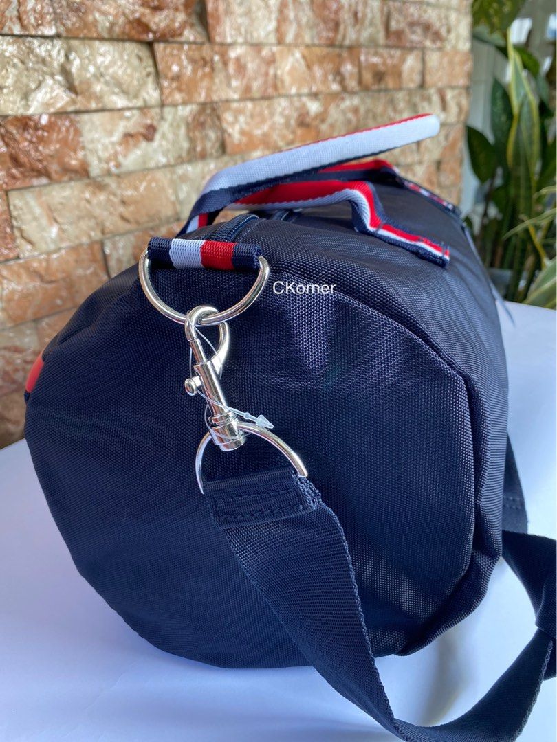 Tommy Hilfiger Gym Bag / Duffle Bag Nylon, Women's Fashion, Bags