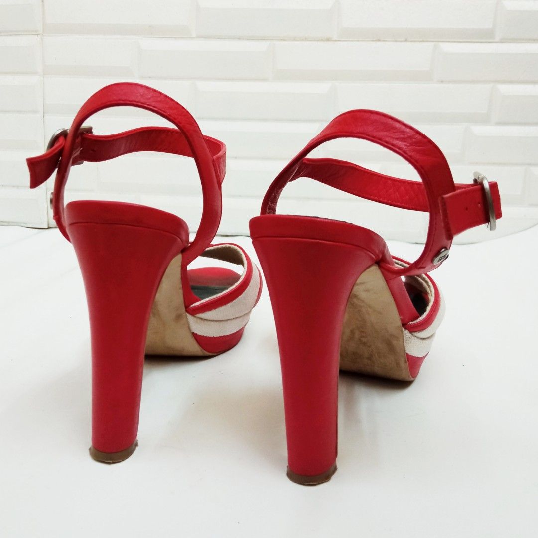 Tommy hilfiger shop red heels
