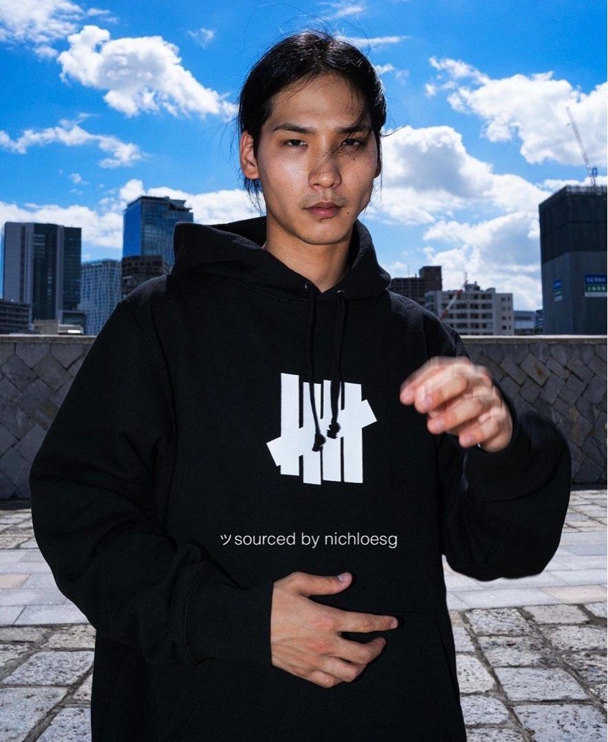 Undefeated icon discount pullover hoodie