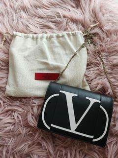 Valentino VLTN Black Shoulder Crossbody Chain Bag $2400 Authentic