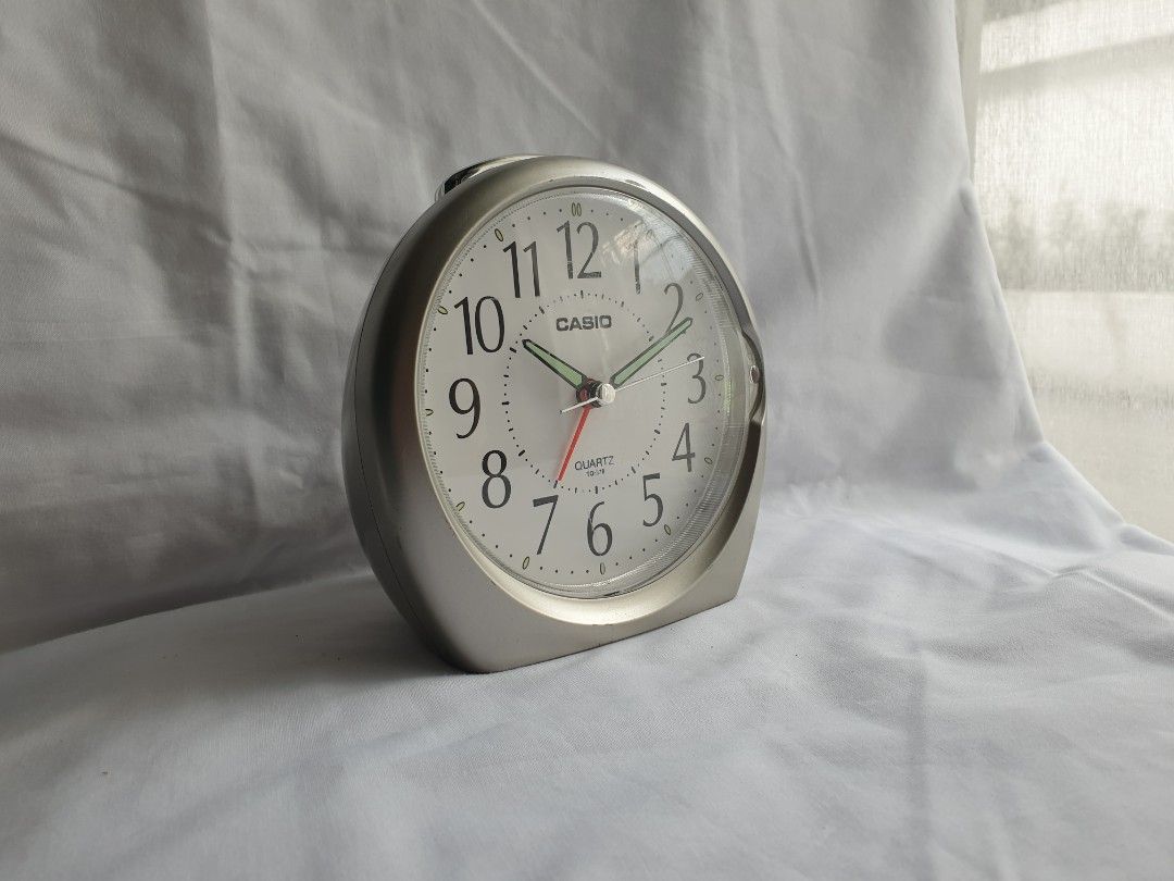 Vintage Casio Alarm Clock, Furniture & Home Living, Home Decor, Clocks on Carousell