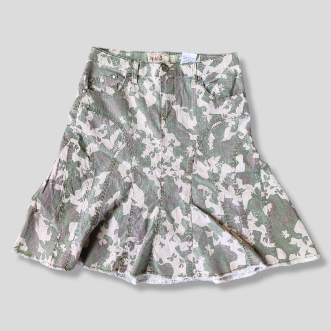 Vintage Mudd Camouflage Fit and Flare Above the Knee Skirt 90s Y2K