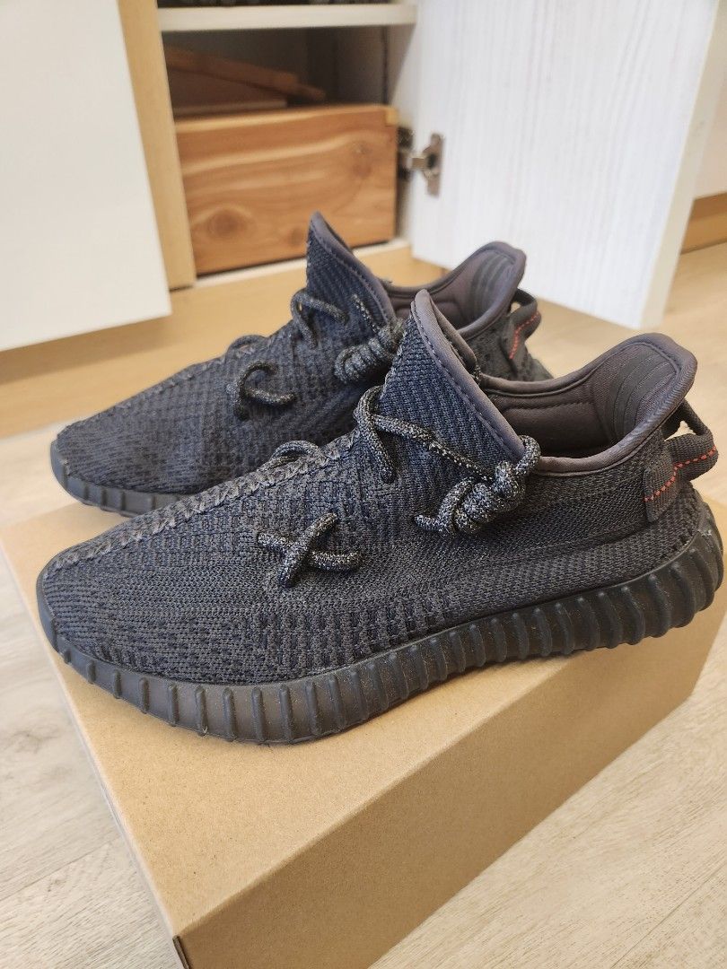 Yeezy 32 hotsell black