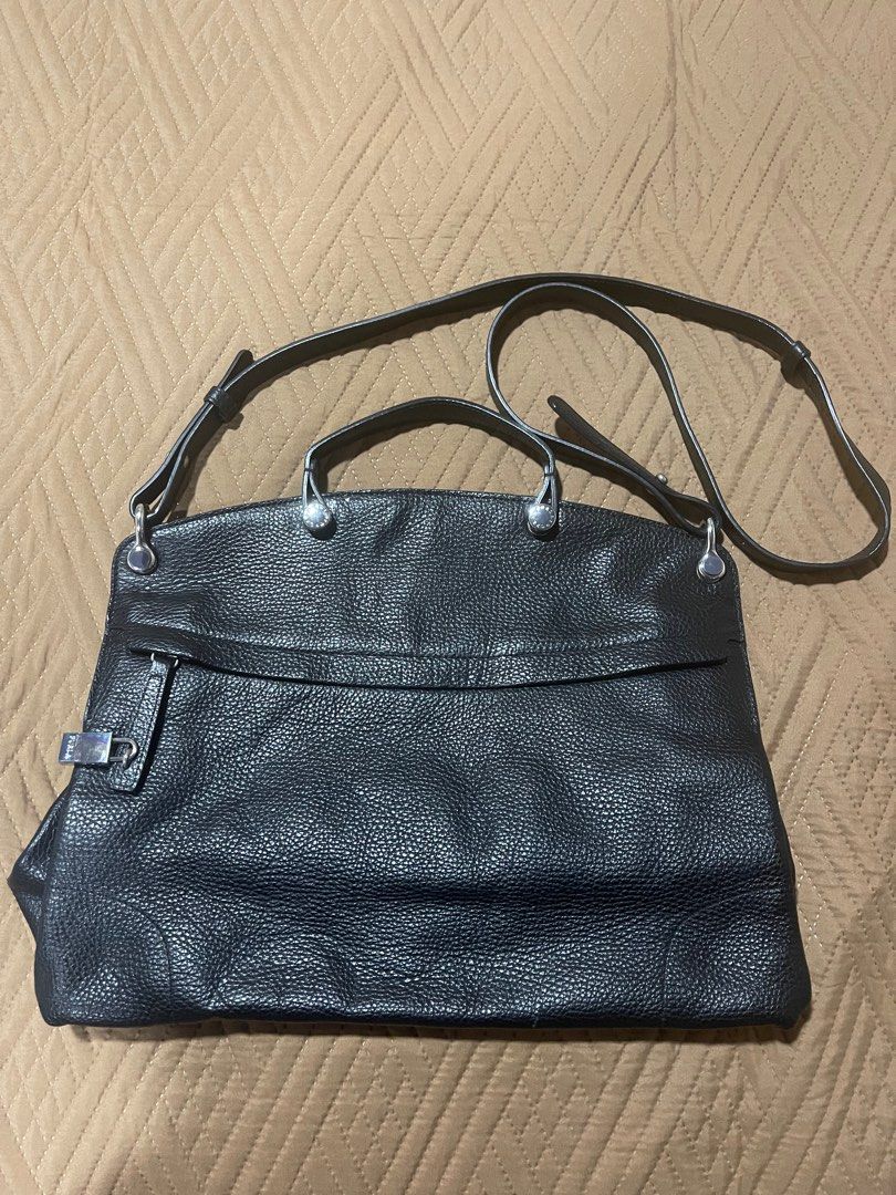 100% Authentic Furla Bag (Category: Cross-body Bags) located in Cebu City. Submitted by chatty124 (Listing ID 1201653137, Image 1). Description: RFS: Decluttering Dimensions: 12 inches x 14 inches x 3 inches.