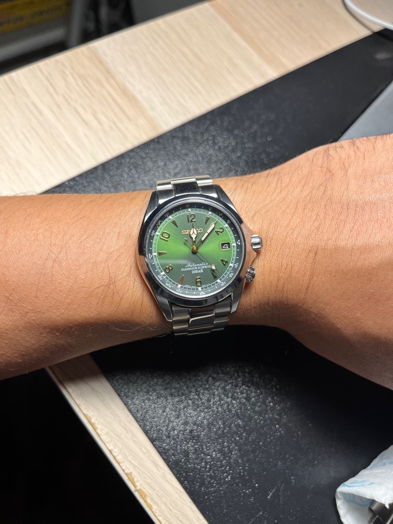 Seiko alpinist deals oyster bracelet