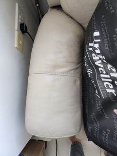 (Category: ) located in . Submitted by kenpoh32 (Listing ID 1201671472, Image 1). Description: .