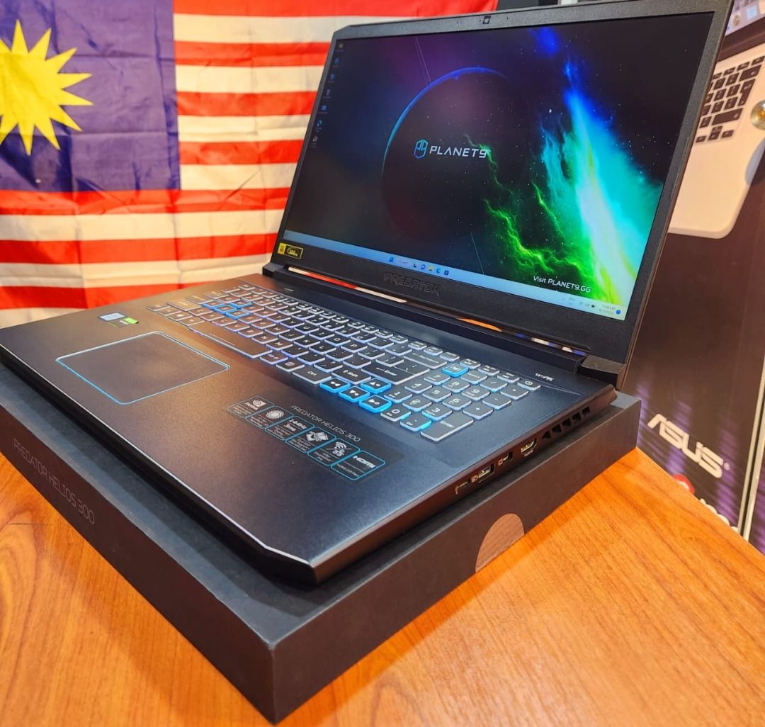 ACER PREDATOR HELIOS 300 17 INCHES RTX 2060 6GB DDR6 INTEL CORE i7