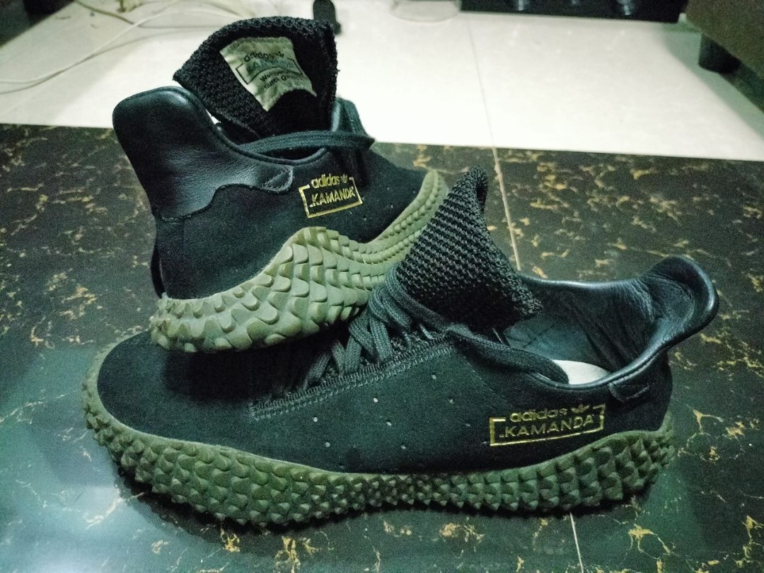 Adidas kamanda triple black 2025