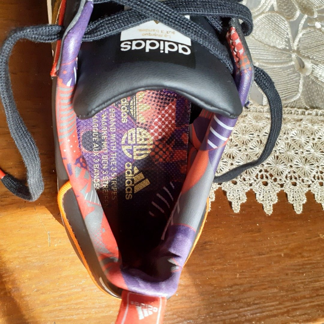 Adidas Shoes Rare Design, Women's Fashion, Footwear, Sneakers on Carousell