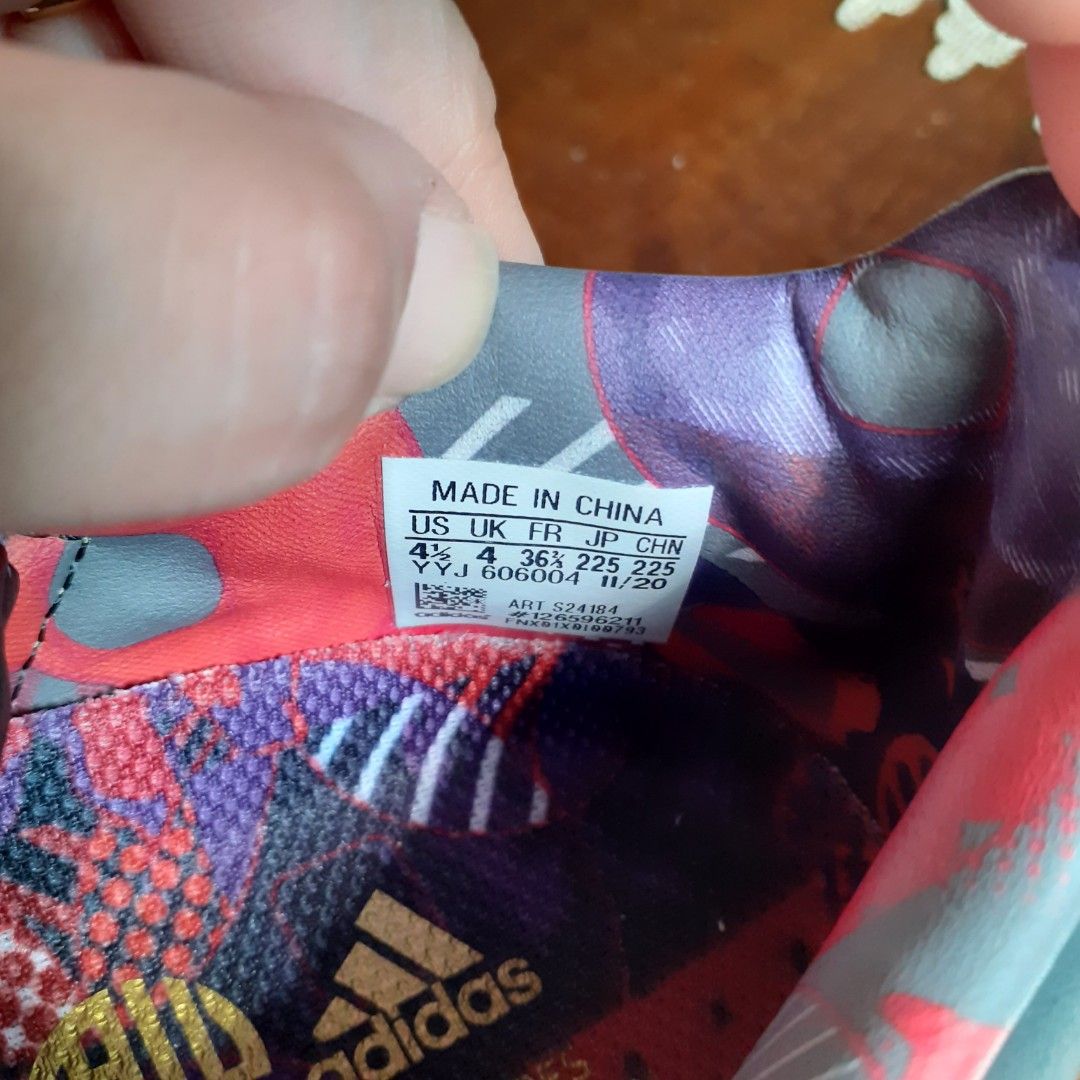 Adidas Shoes Rare Design, Women's Fashion, Footwear, Sneakers on Carousell