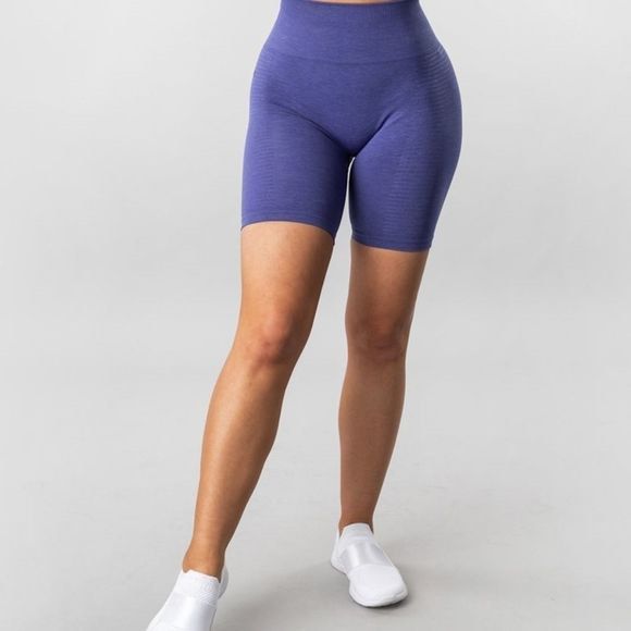 Alphalete gym shorts, Women's Fashion, Activewear on Carousell