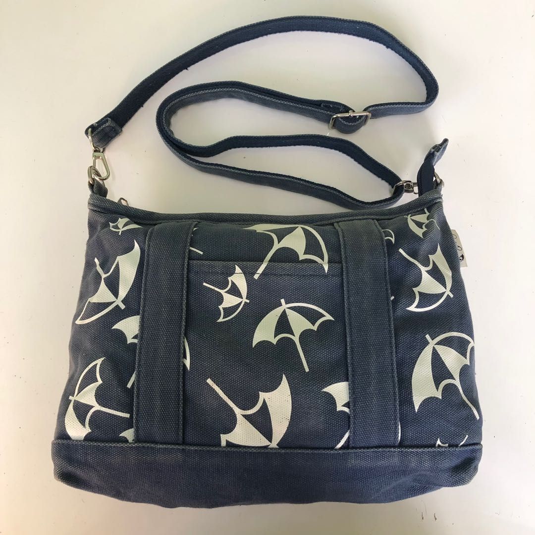 Arnold palmer 2025 sling bags price