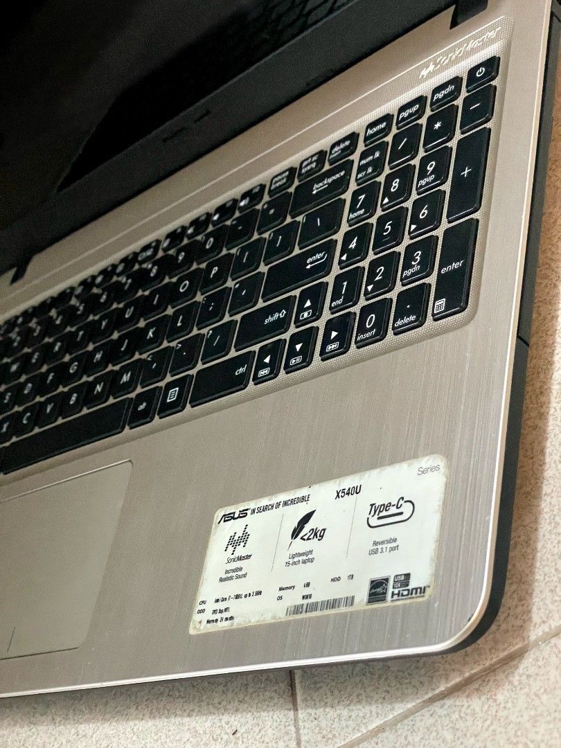 ASUS Gaming laptop intel core i5 7th gen 8Gb Ram 1Tb hdd 2.50Ghz (4Cpus ...