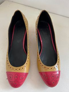 Authentic Tod’s Kitten Heels Size 6