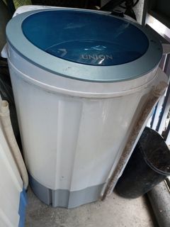 Automatic and Non Automatic Washing Machines for Sale. All are second hand , been repaired but good performance and in good conditions. Price Range from 1500 to 5500php