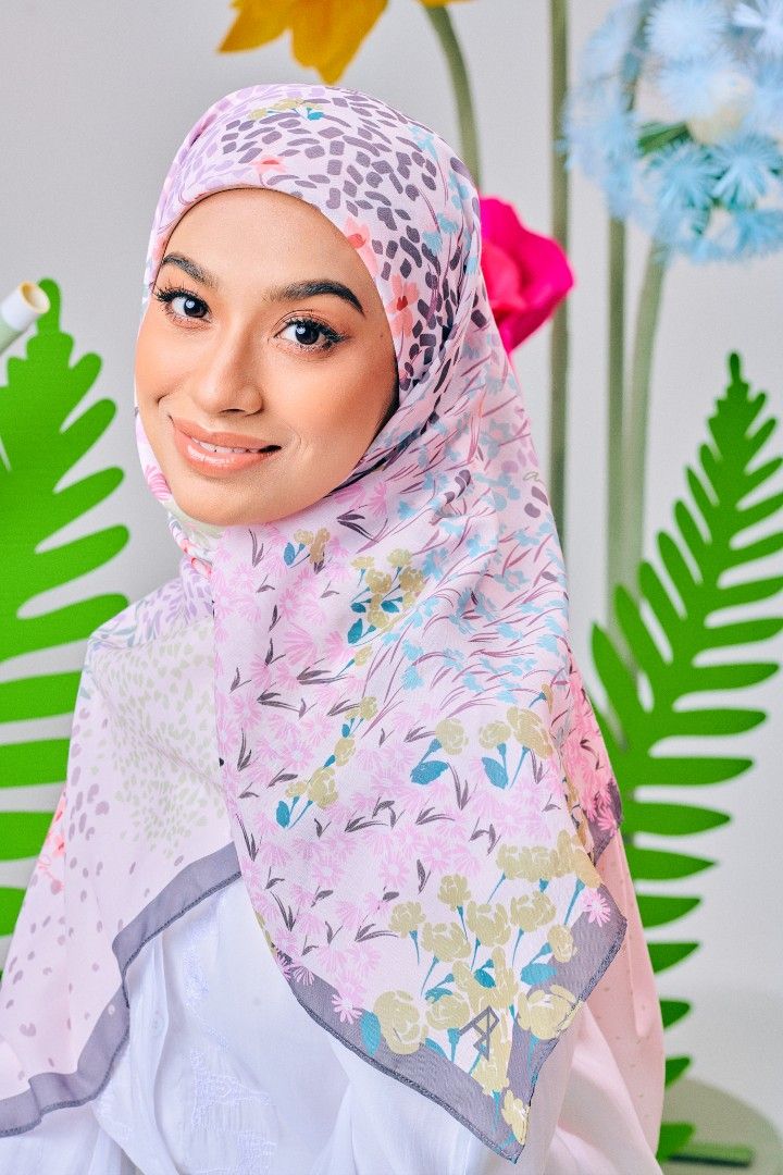 AZ Armani | Tapestry Dream, Women's Fashion, Muslimah Fashion, Hijabs on  Carousell